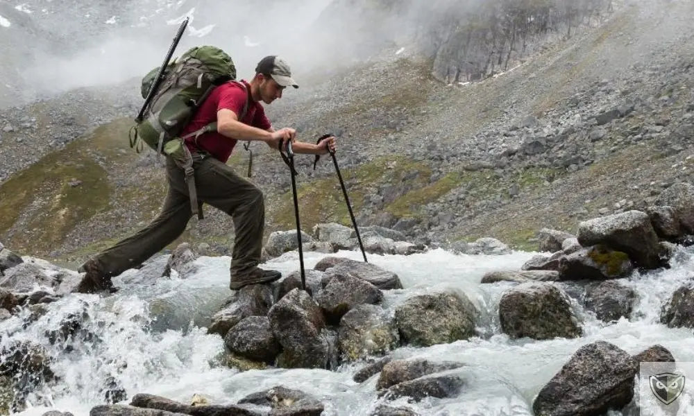 Crossing a watercourse: 3 techniques to safely overcome the obstacle
