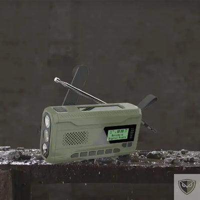 Radio de survie à manivelle dynamo